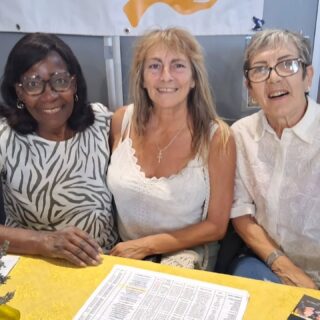Visite au stand Graines de Ville 🌸  au forum des associations de Babeth et de Christine ( ancienne secrétaire et responsable de la serre des tomates ) 😍